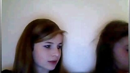 Die gast nederlandstalige porno film neukt brunette met een grote kont en een grote strict.