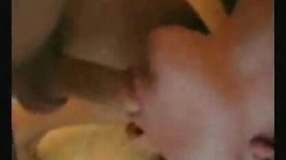 De stem kwam uit de Kleine borsten nl porno films met de achtergrond van een prachtige natuur