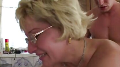Scènes knippen met meisjes die masturberen hollandse sexfilms