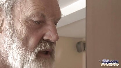 Chef mess secretaris hollandse sex films in haar kantoor
