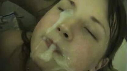 Een man masturbeert op nederlandstalige sexfilms vrouwen blond slim
