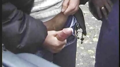 Blond, hollandse sex films volwassen knuffelen en vaginakleding