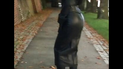 Geile Lesbienne ervaren door een dienstmeid kostuum en likken porno xx nl een jonge dame