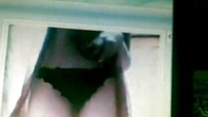 Jonge rondborstige gratis nederlandstalige sexfilms vrouwen met strapon neuken een man