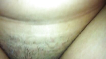 Zwarte lul gratis hollandse sexfilms man past in de mond Aziatische petite