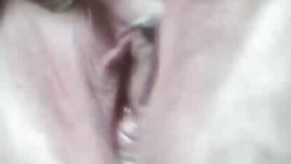 Moeders die hun dochters leren hoe ze de vibrator hollandse porno tube moeten gebruiken