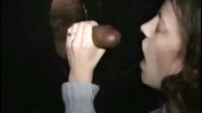 Ouders pissen in Aziatische mond en neuken haar. dutch porno free